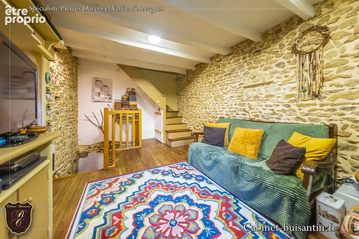 Maison de village en pierres avec terrasse et cour - photo 9