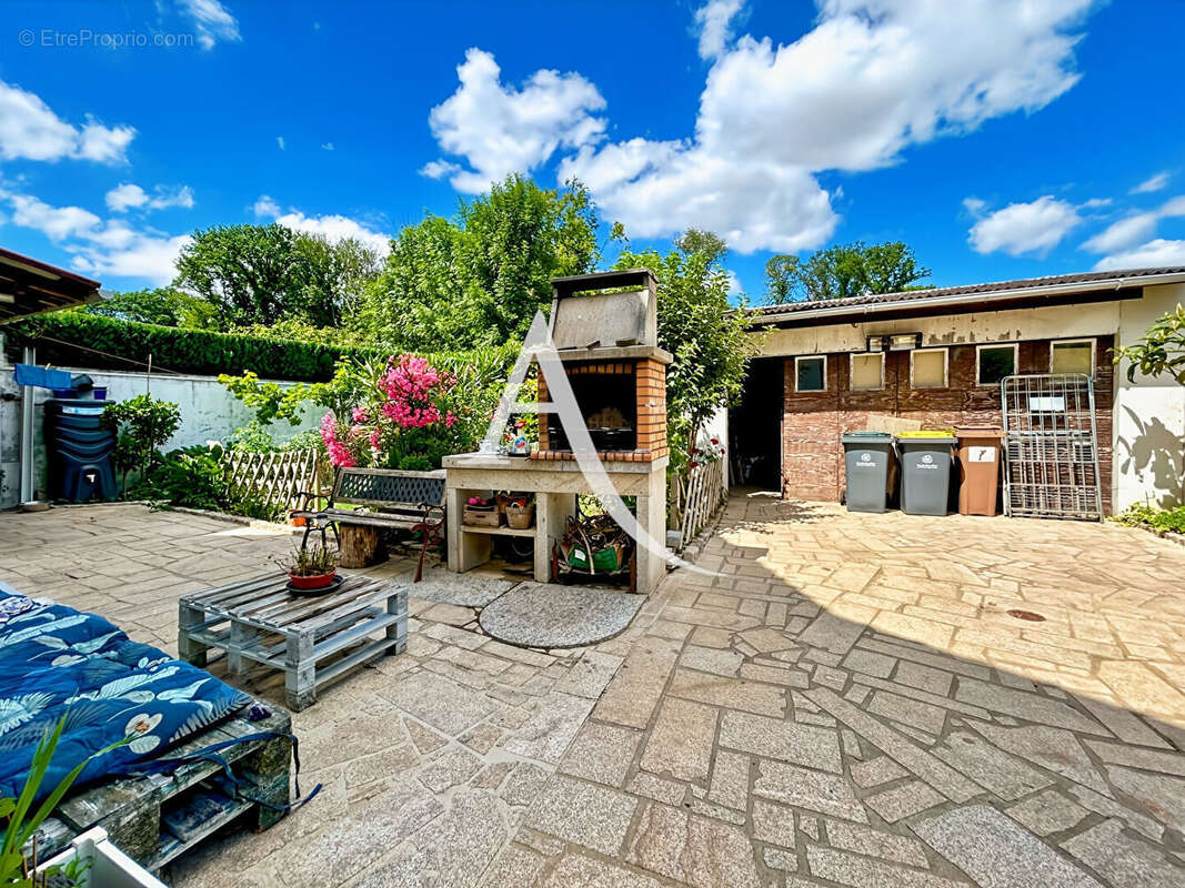 Maison à BOIS-D'ARCY