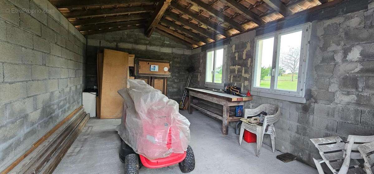 Photo 3 - Terrain à SAINT-LOUBES