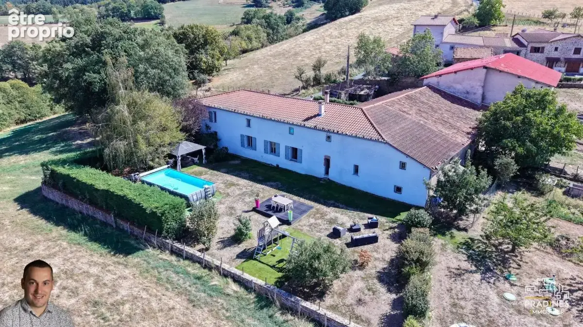 Maison à LARAJASSE