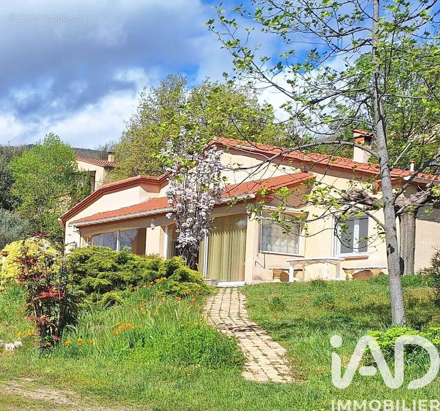 Photo 1 - Maison à CORSAVY