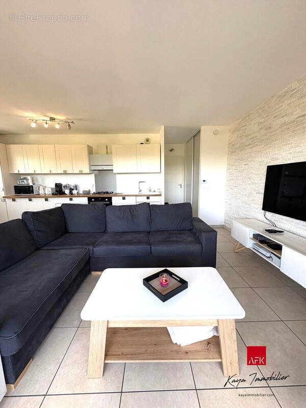 Appartement à CRANVES-SALES