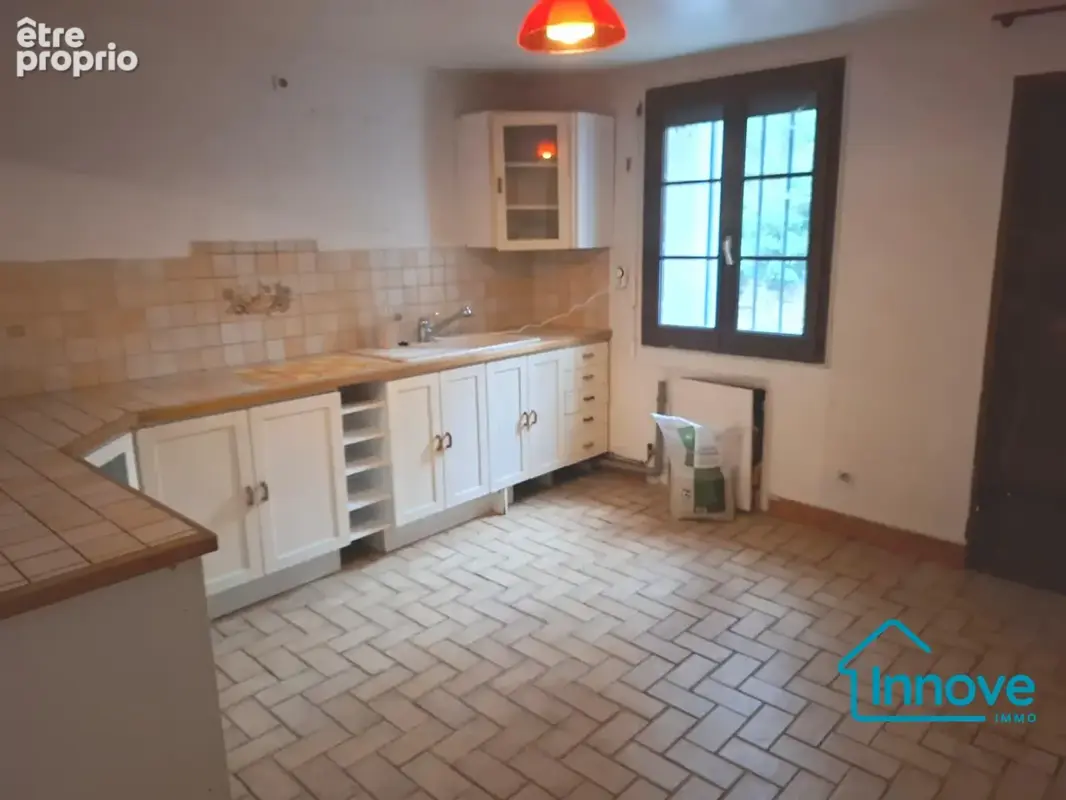 Maison 570 m² à Goussonville  - photo 8
