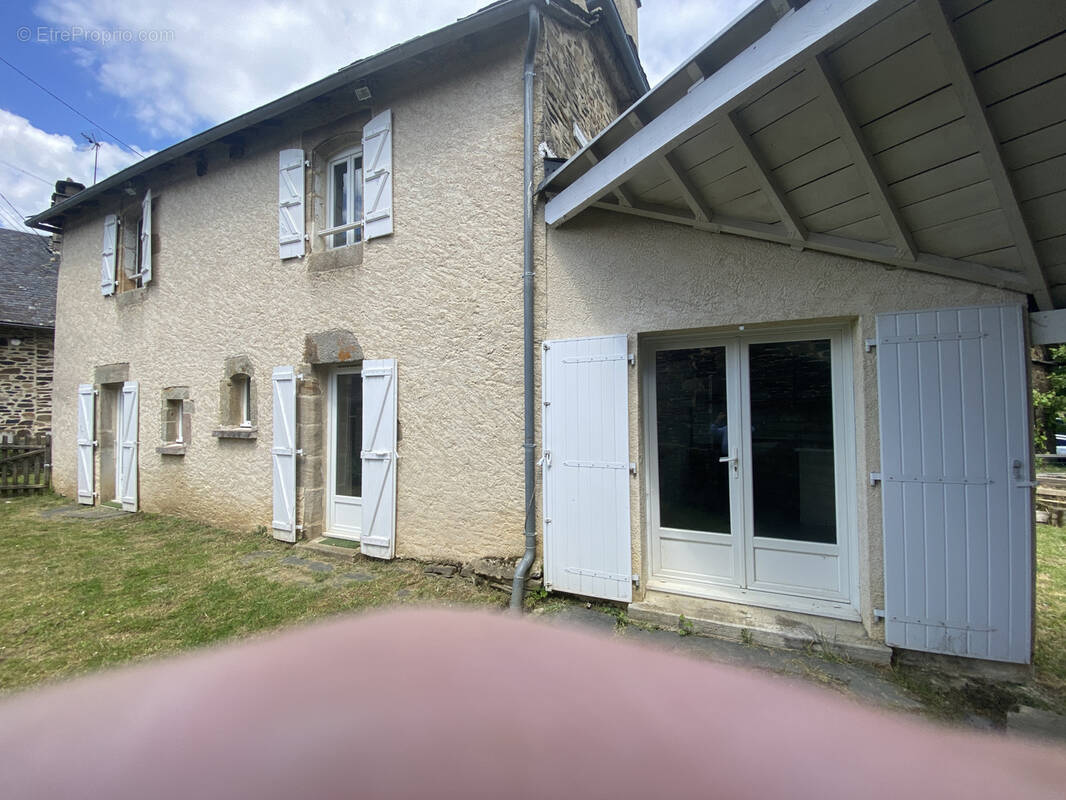 Maison à SAINTE-FEREOLE