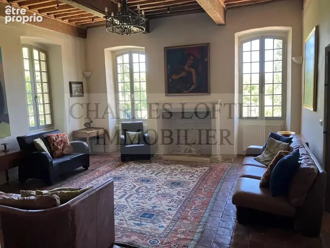 Maison de Maître, dépendances et pisicne, sur 11 ha - photo 9