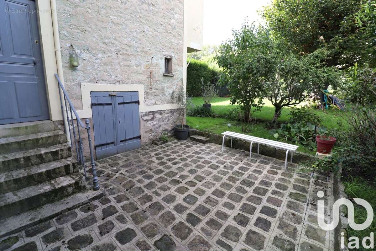 Appartement 91 m² à Avon  - photo 4