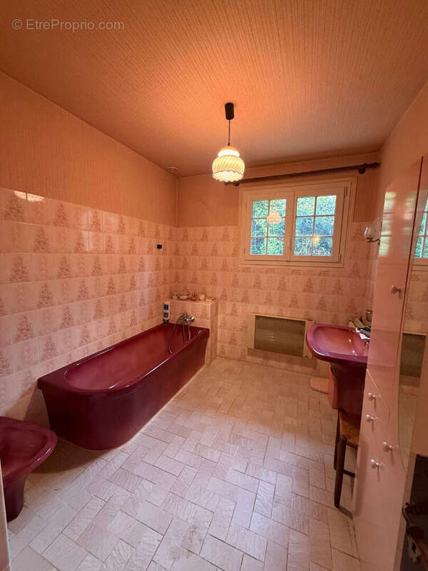 Maison à NEUILLY-SAINT-FRONT