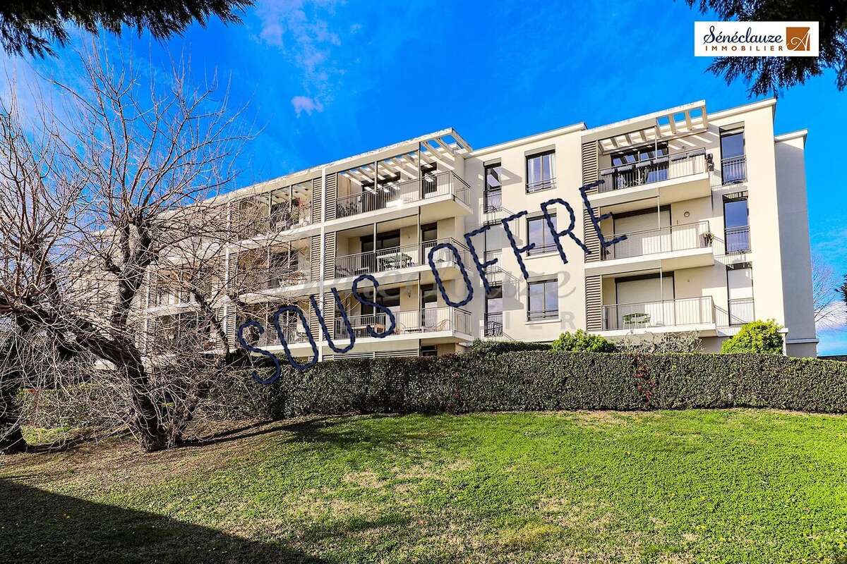 Appartement à SAINT-GENIS-LAVAL