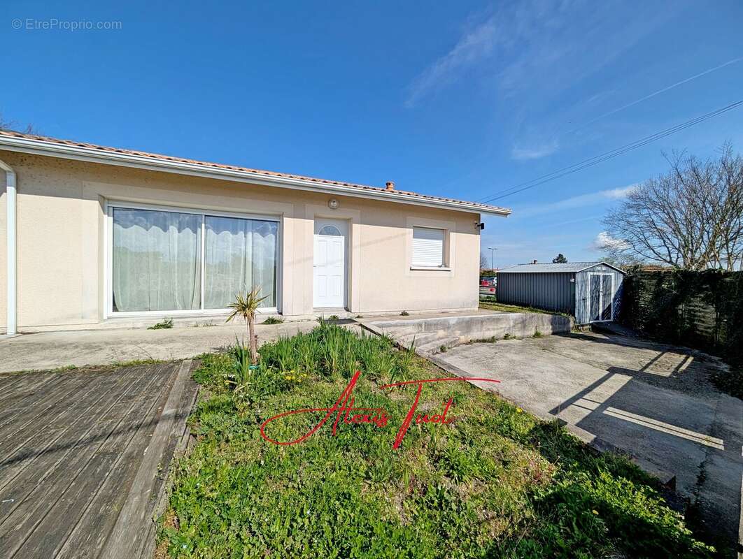 Maison 77 m² à Ambares-Et-Lagrave  - photo 7