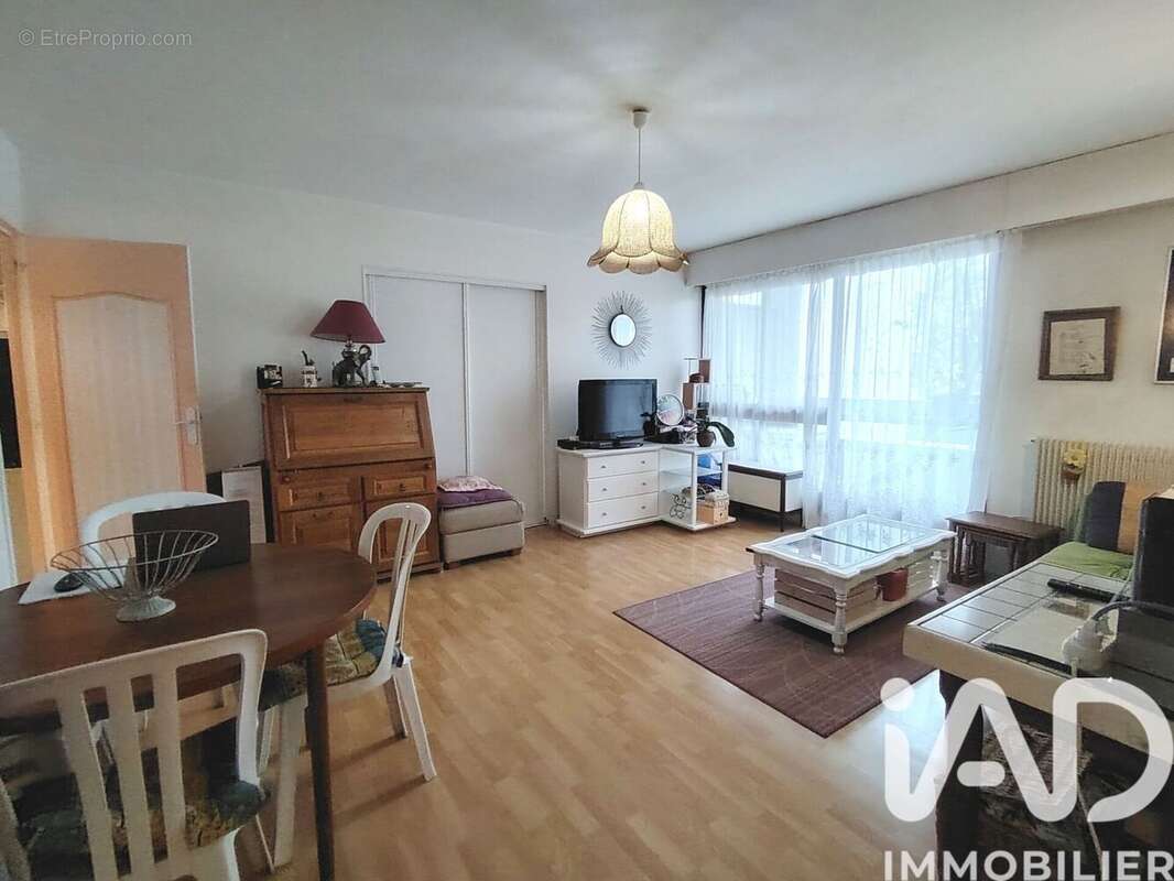 Photo 3 - Appartement à LES ULIS