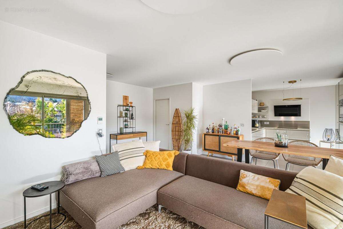 Appartement à MENTHON-SAINT-BERNARD