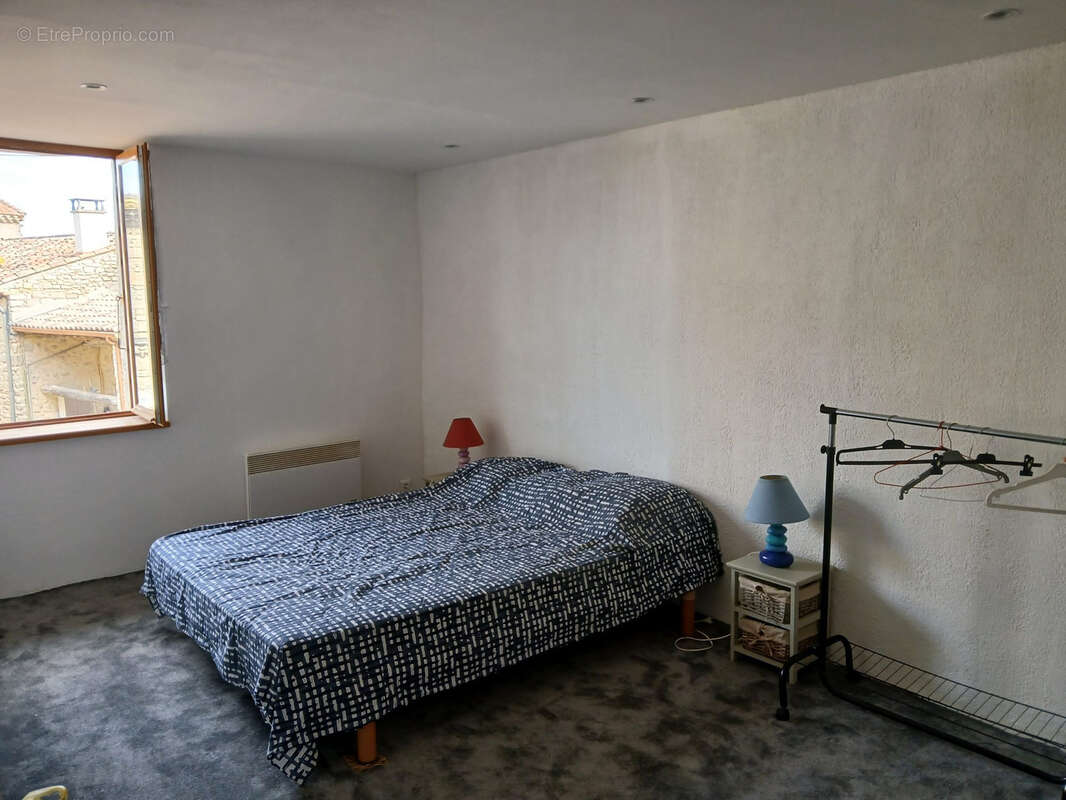 Maison à CANAULES-ET-ARGENTIERES