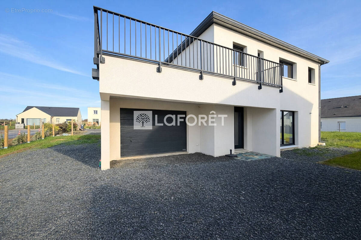 Maison à BLAINVILLE-SUR-ORNE