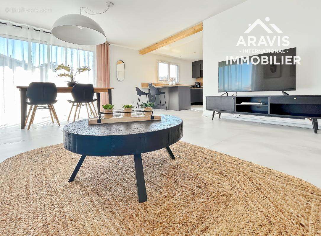 Maison à ALLONZIER-LA-CAILLE