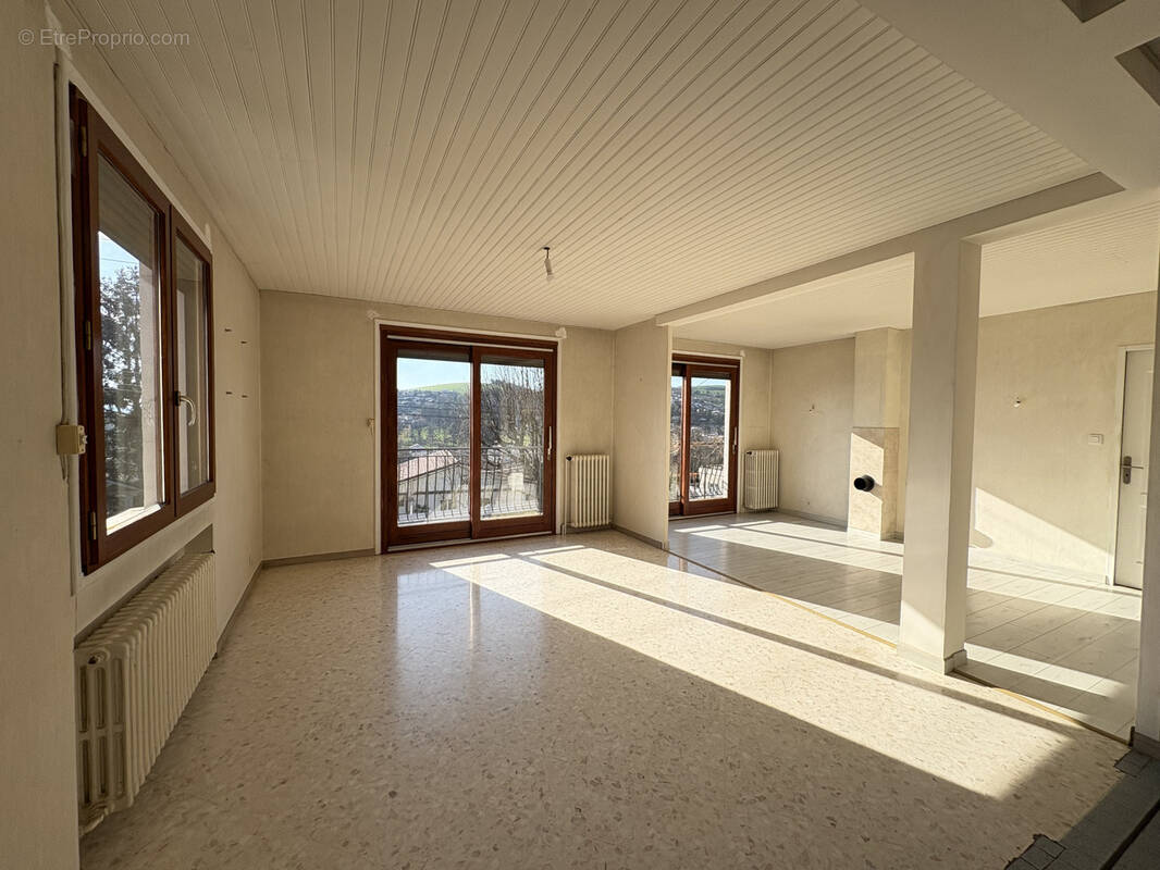 Maison à SORBIERS
