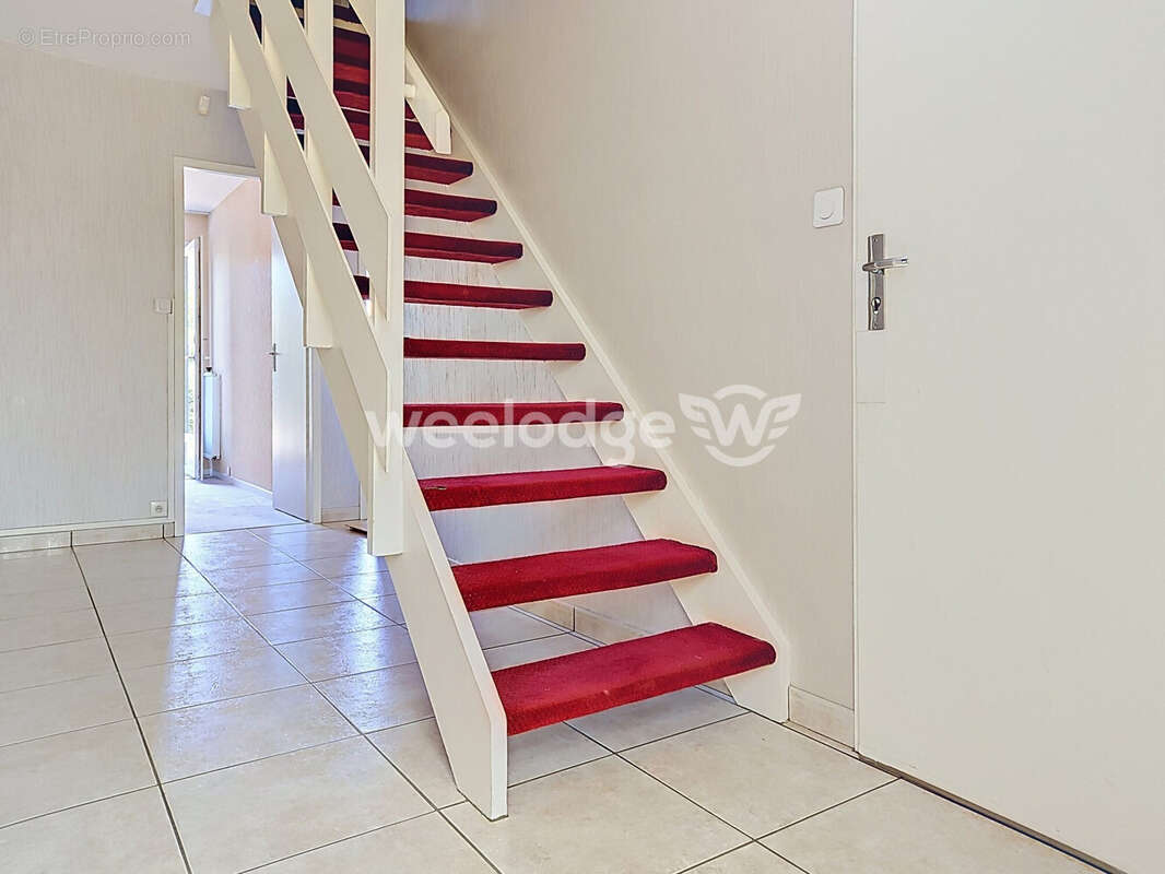 Maison 102 m² à Eragny  - photo 9