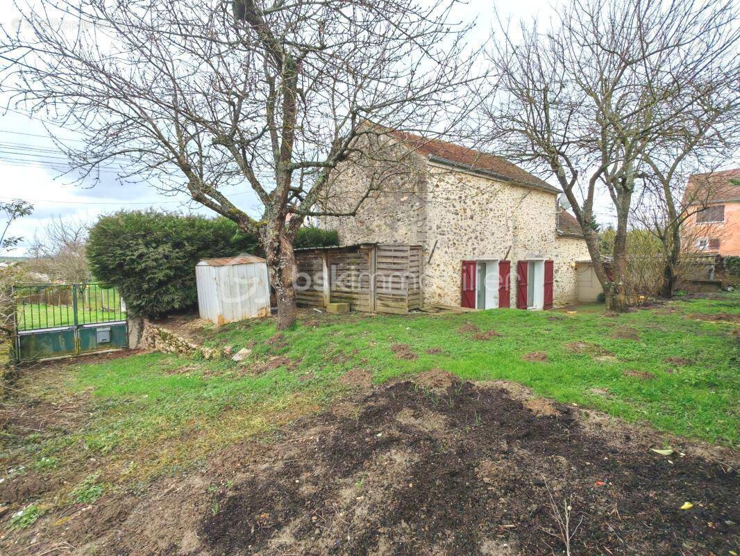 Maison à REBAIS