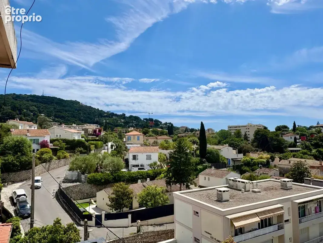 Appartement à LE CANNET