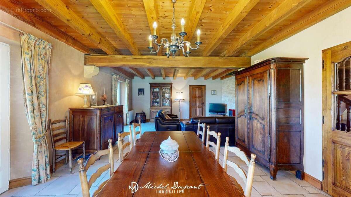 Photo 2 - Maison à LE BUGUE