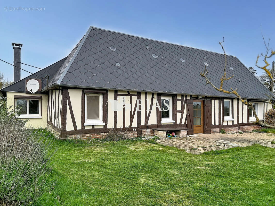 Maison à BERNAY