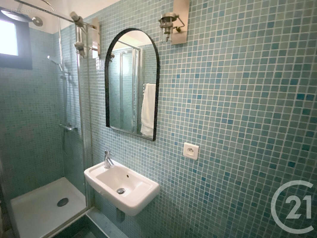 Appartement à VILLEFRANCHE-SUR-MER