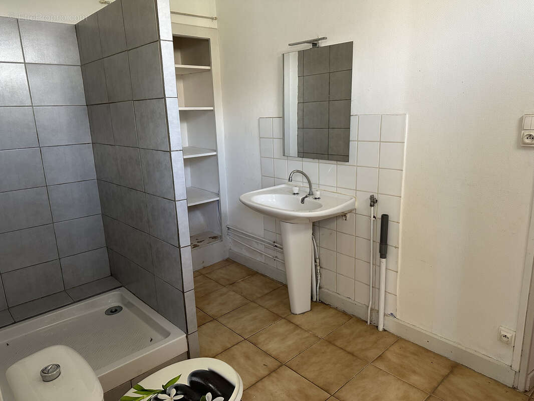 Maison à TROIS-VEVRES