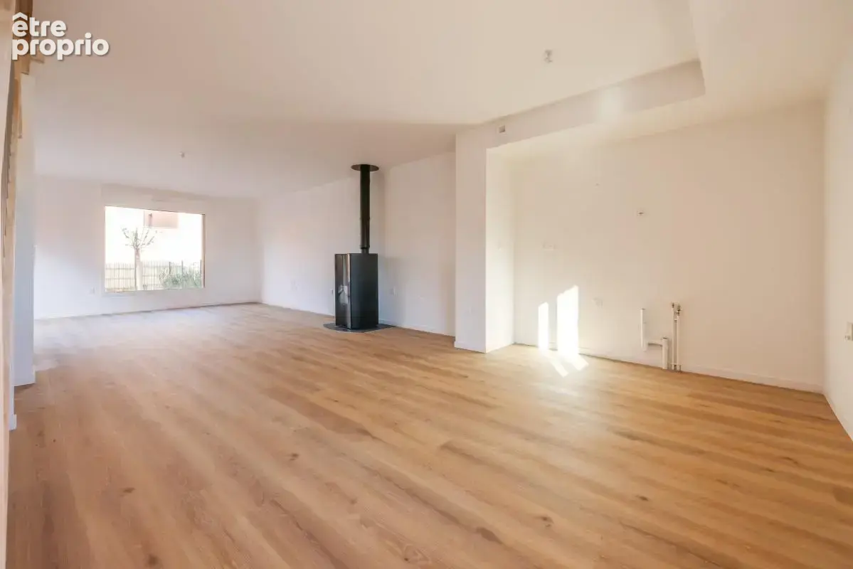 Maison T4  jardinet et garage - photo 3