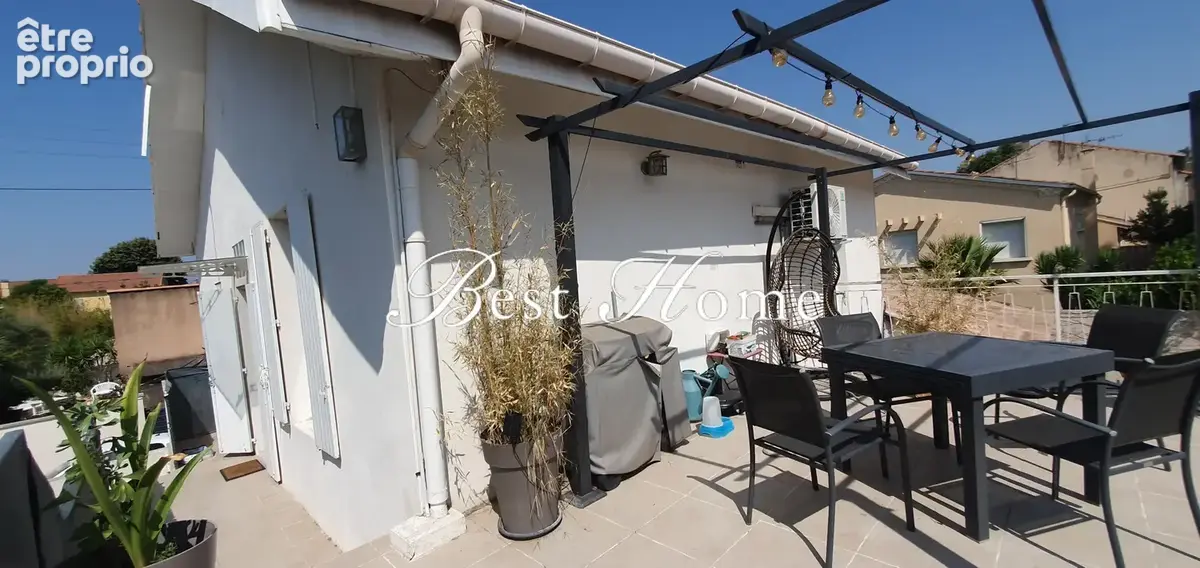 Exclusivité Best Home. Vente maison de ville, Nîmes, A vendre Quartier des Amoureux, 5 pièces, cour, terrasse - photo 9