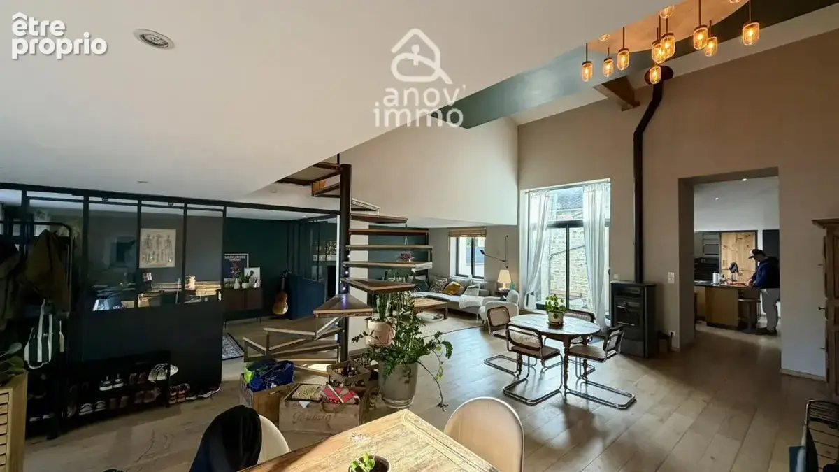 Maison au charme authentique et aux beaux volumes - photo 4