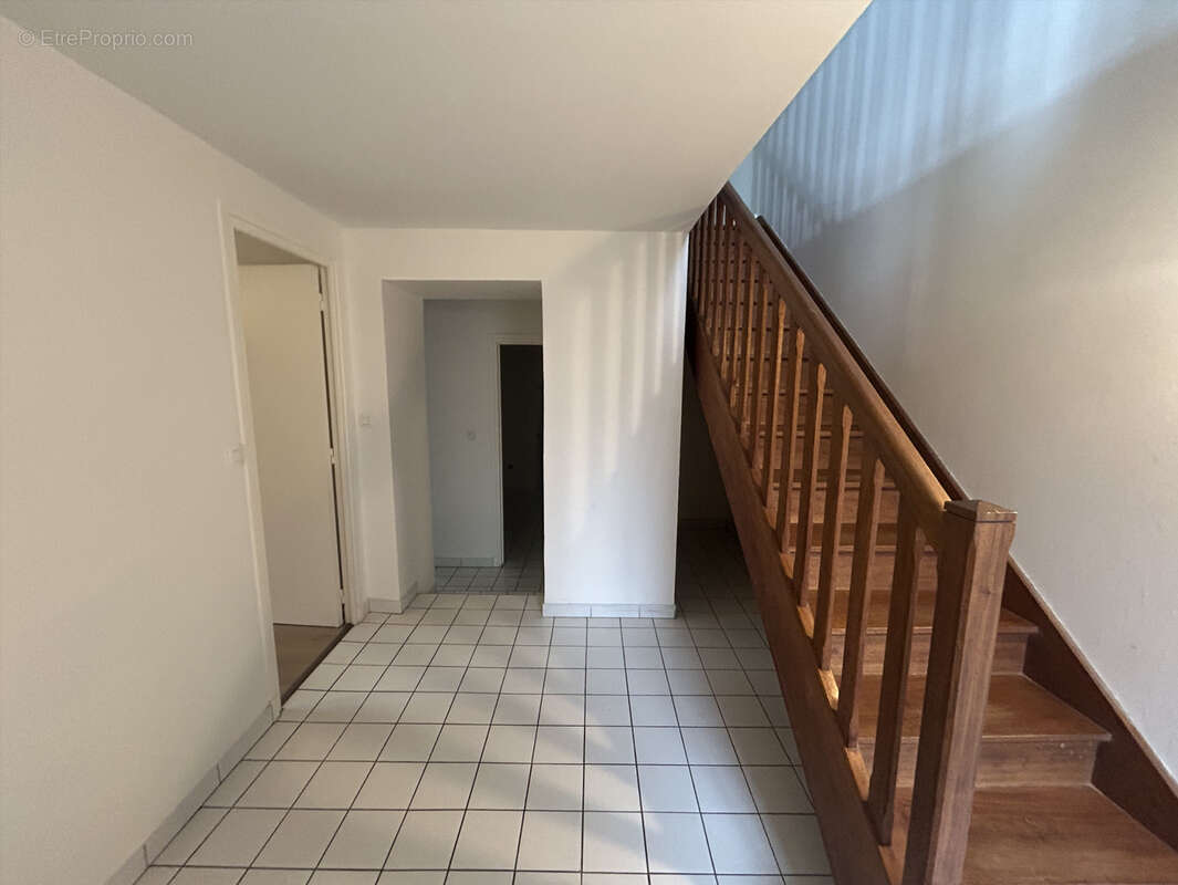 Appartement à ANSE