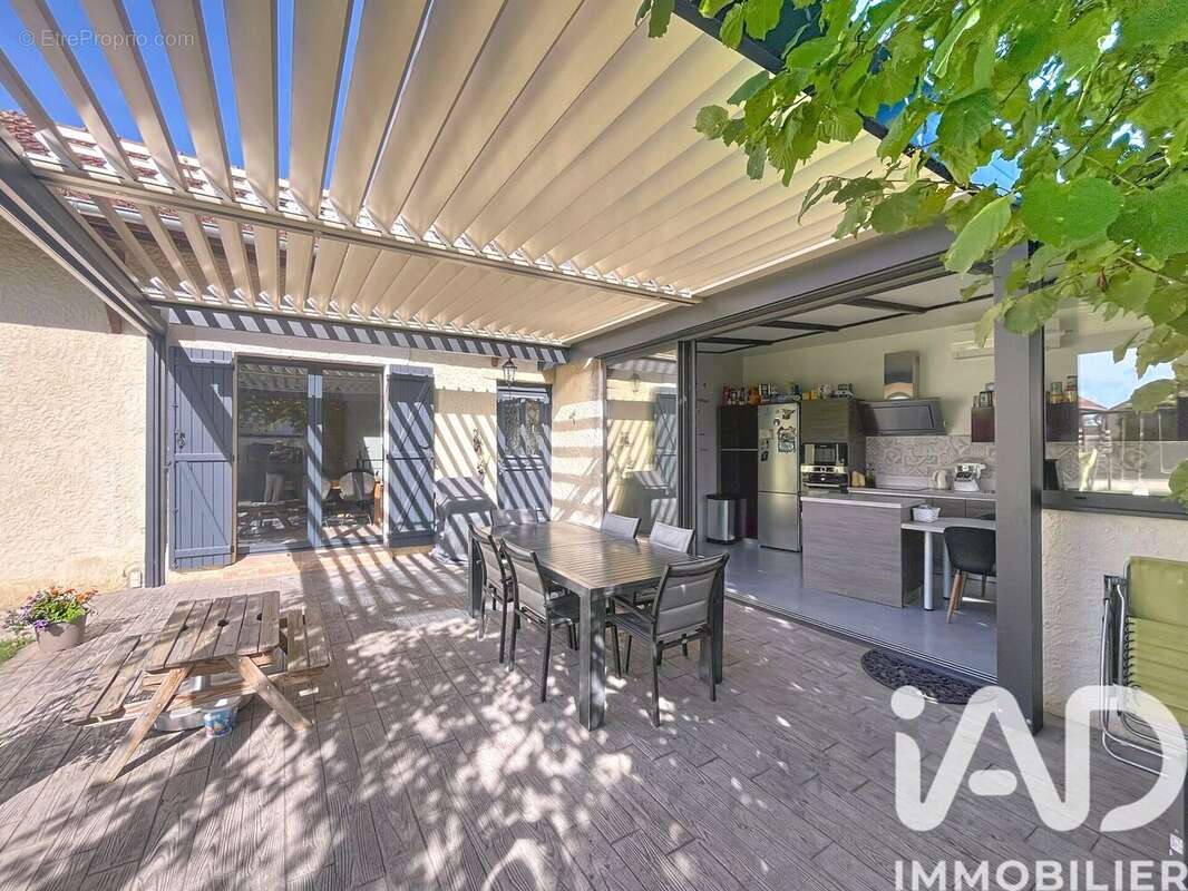 Photo 2 - Maison à SAINT-MARCEL