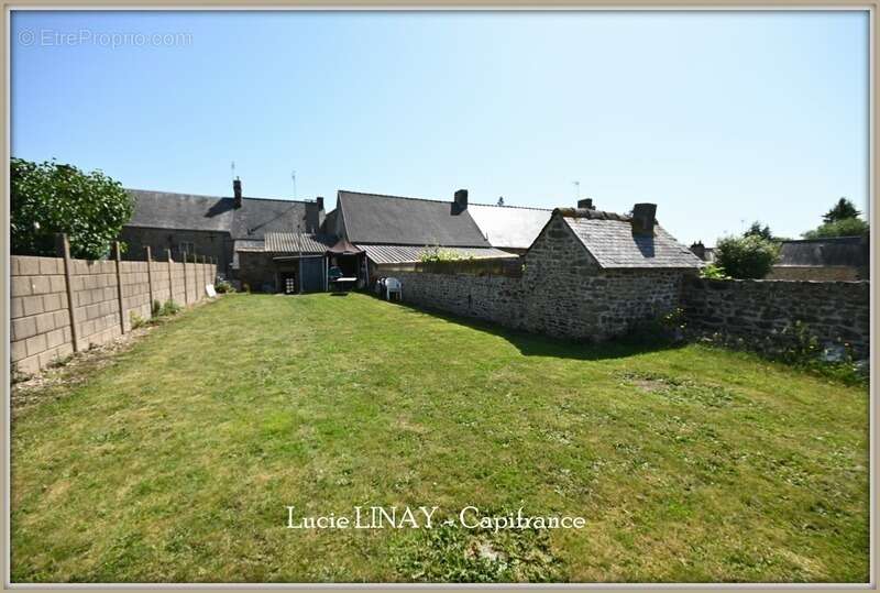 Maison de bourg avec terrain attenant - photo 7