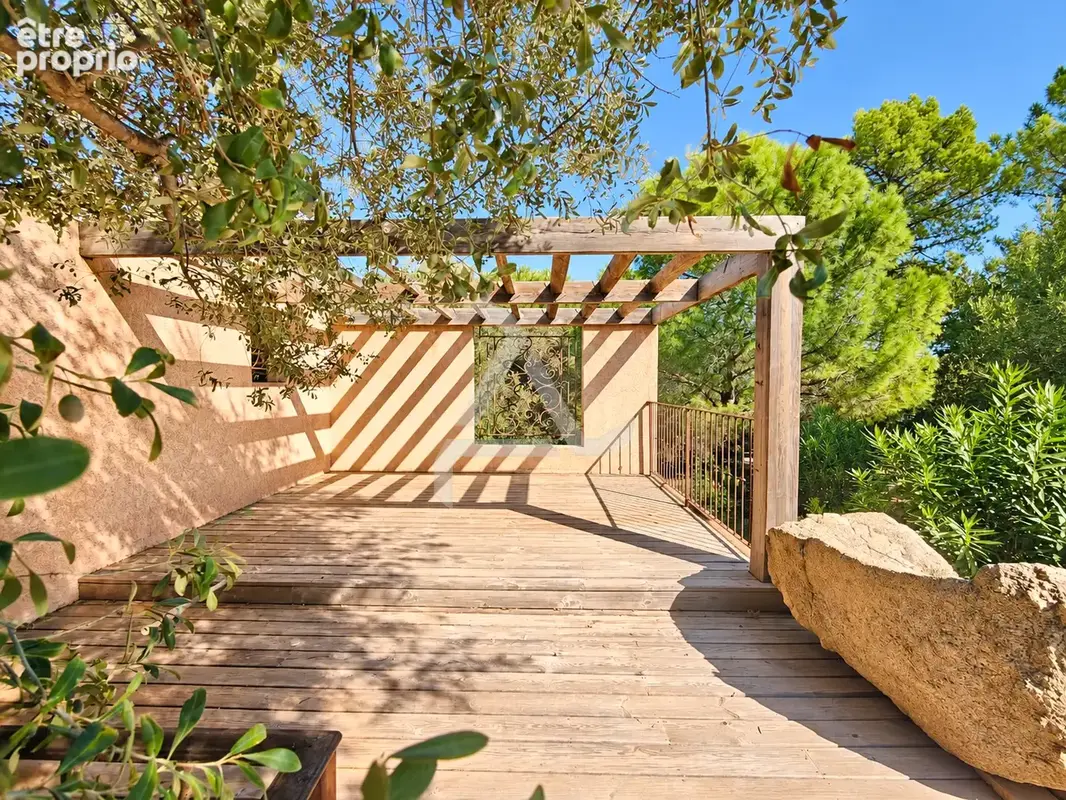Dans cadre privilégié villa t4 de 96 m2 à 2 km des plages et 3 min de sainte-lucie de porto-vecchio - photo 25