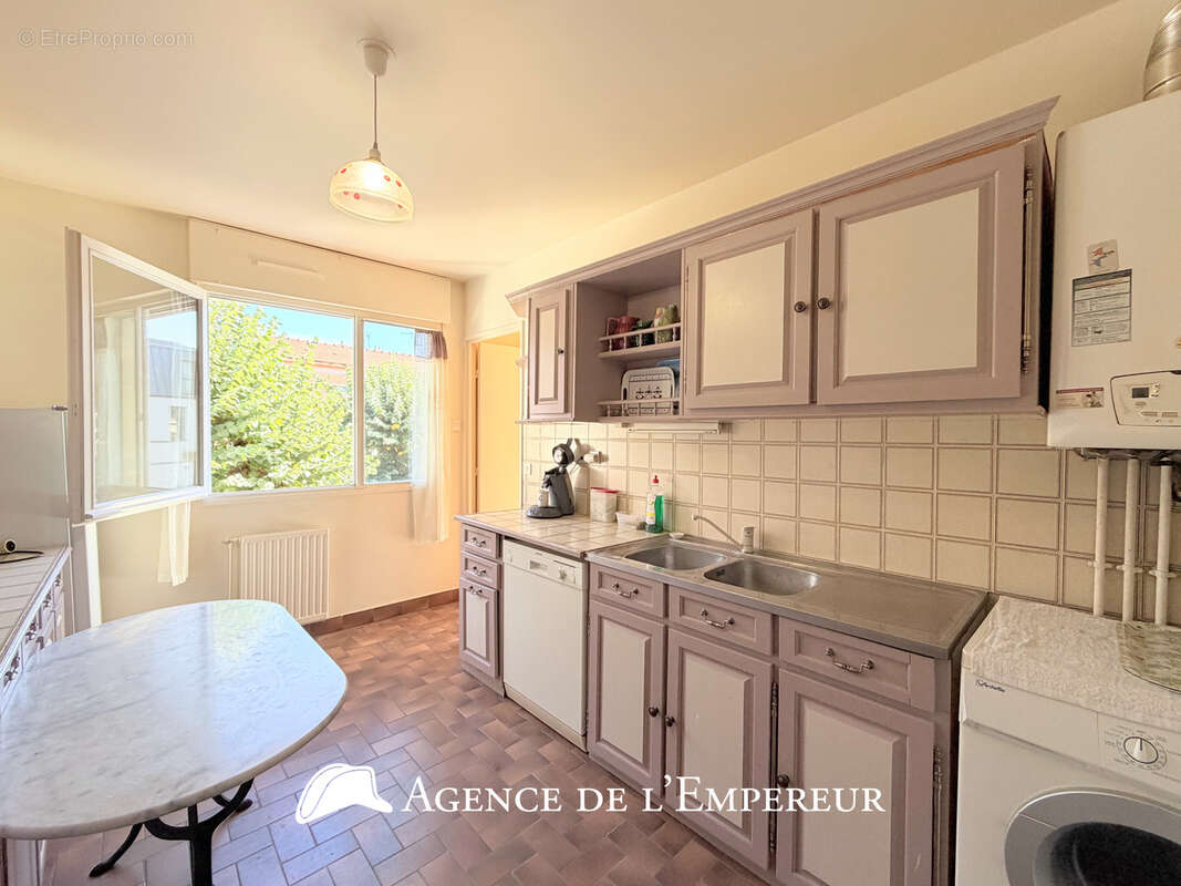 Appartement à RUEIL-MALMAISON