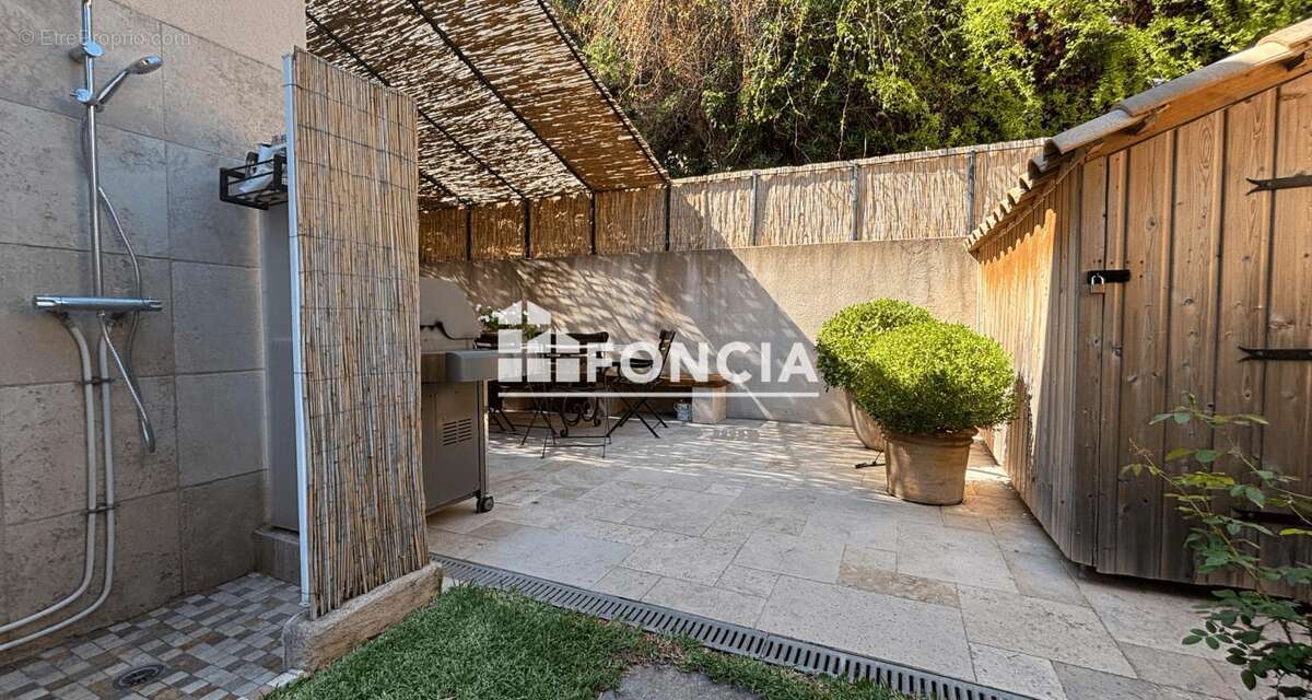 Maison à BORMES-LES-MIMOSAS