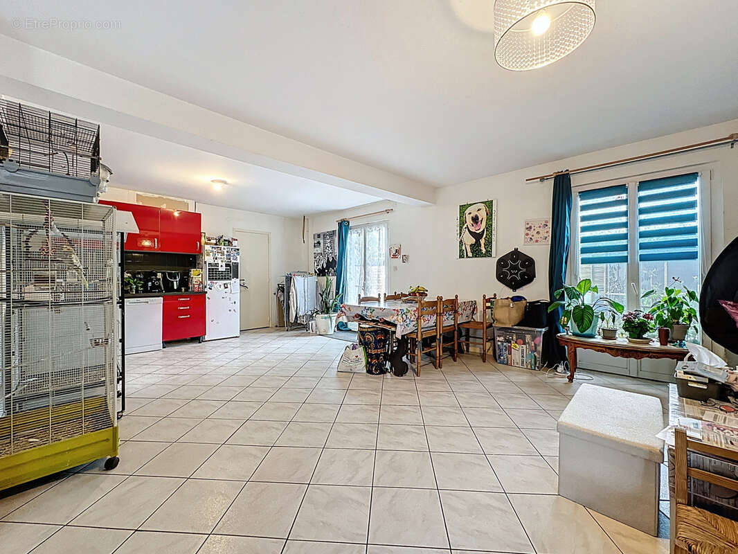 Appartement à REMONCOURT