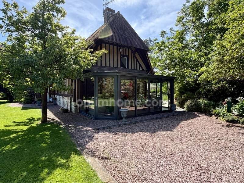 Maison normande de caractère de 162m² avec dépendances, 6 pièces, 3 chambres, plan d'eau et parc paysager - CERNAY (14290) - photo 2