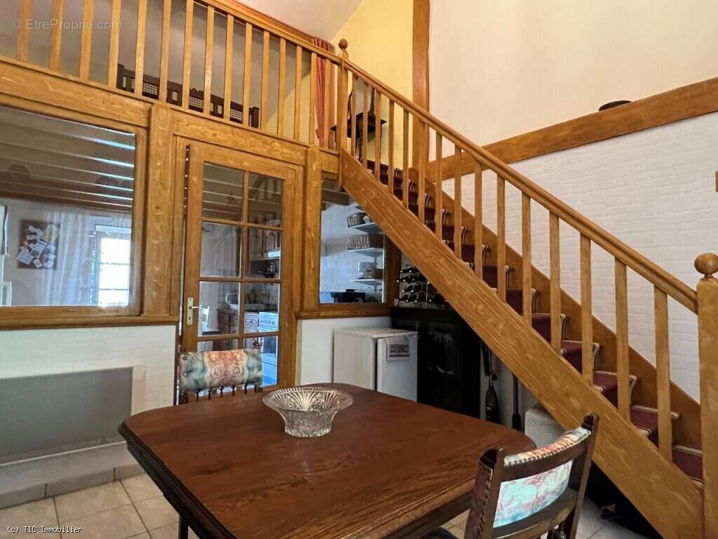 Maison à CHEF-BOUTONNE