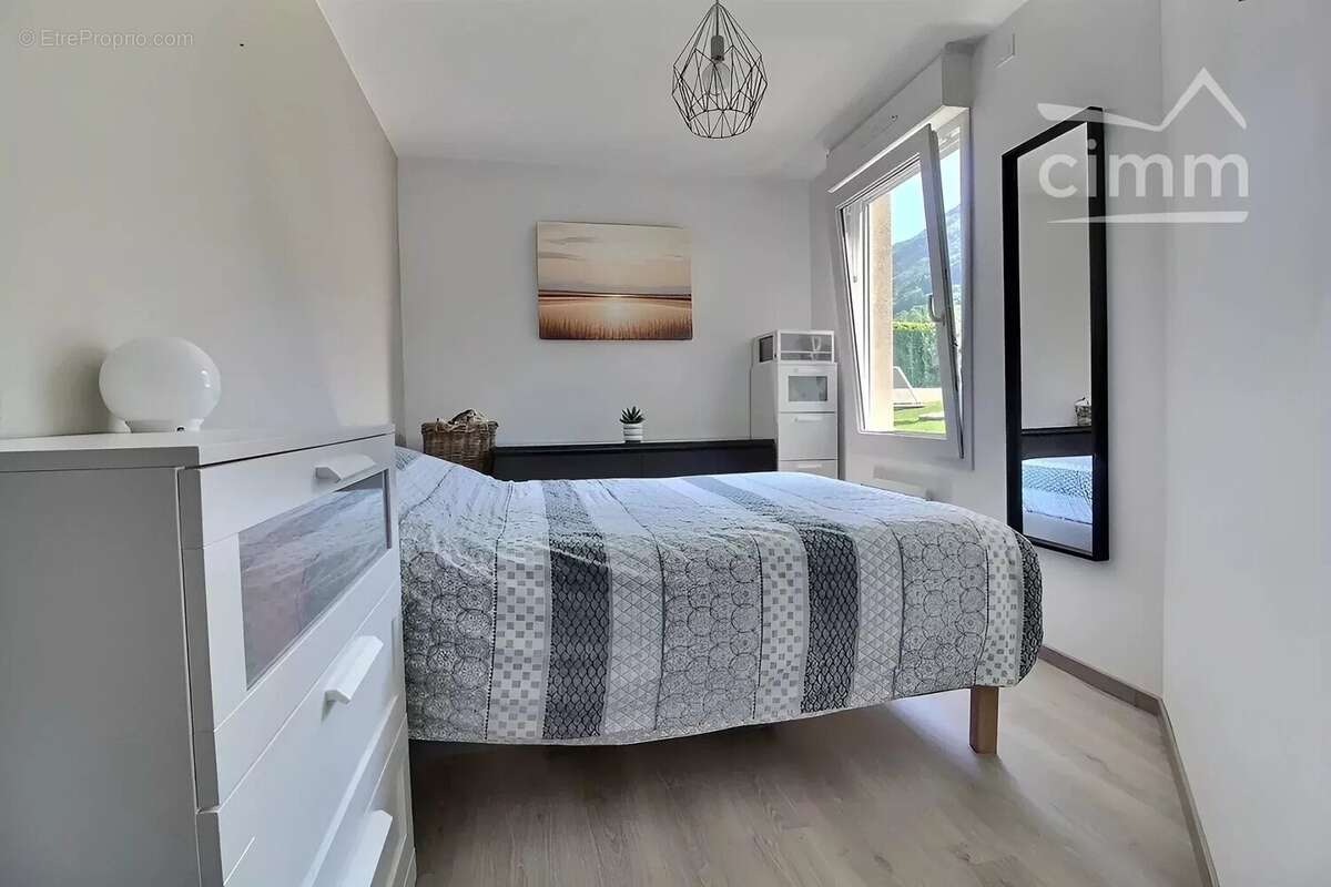 Appartement à TENCIN