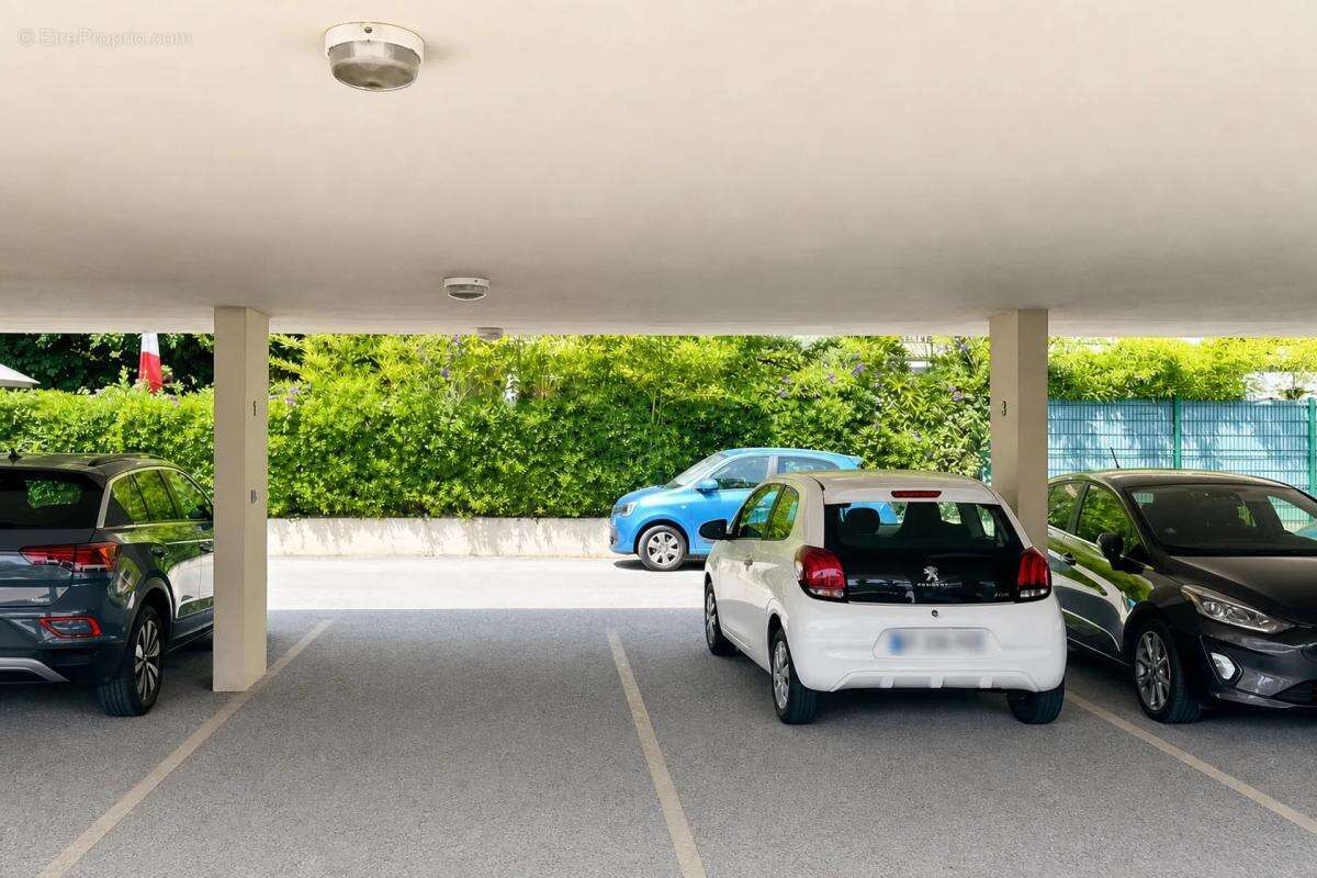 Appartement 2 pièces de 55 m² à Saint-Laurent-du-Var - photo 14