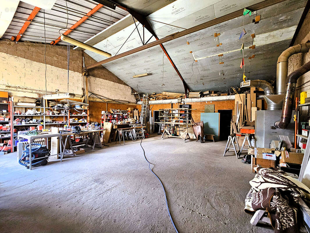 Bâtiment industriel de 543 m² ? Saint-Angel, - photo 14