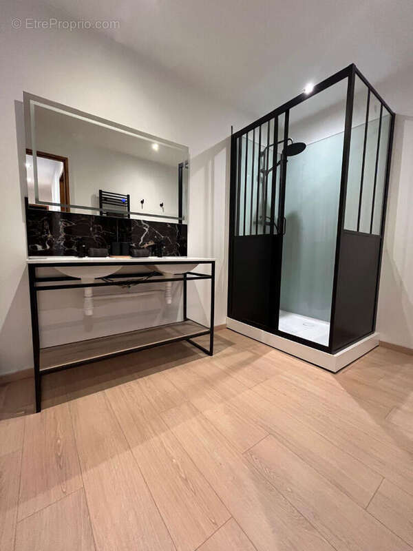 Exclusivité - Chalet - 2 logements - Bourg-St-Maurice - photo 13