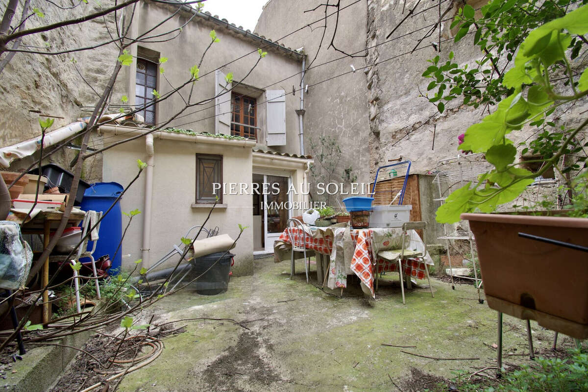 Maison à CAUSSINIOJOULS