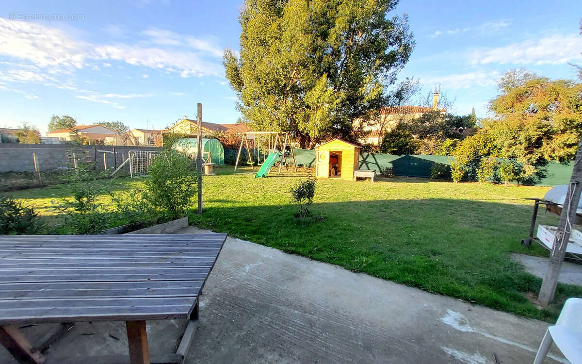 Maison à LA CHAPELLE-ROUSSELIN