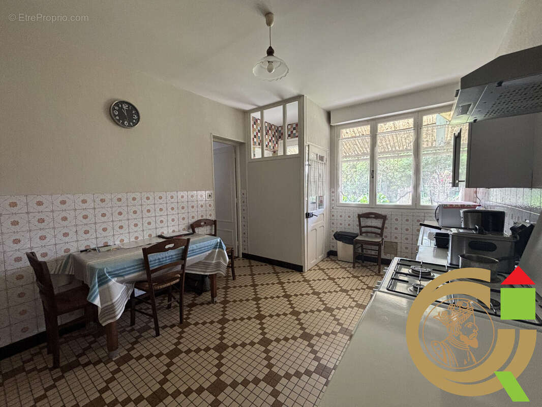 Maison 210 m² à Marconnelle  - photo 8