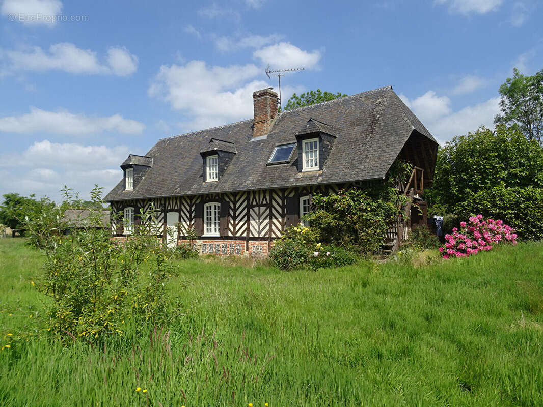 Maison à CORMEILLES