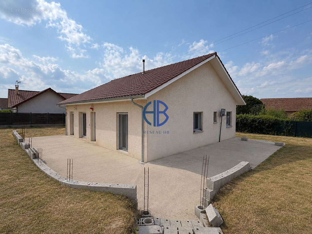 Maison à SAINT-ANDRE-LE-GAZ
