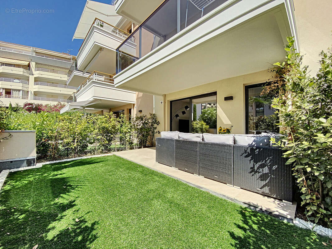 Appartement à CANNES