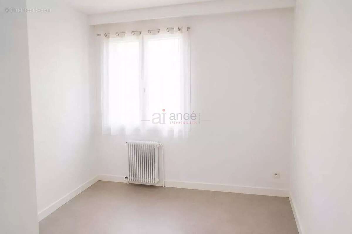 Pont-de-Chéruy Centre – T4 de 79 m² vendu loué – Idéal investisseur – Rentabilité immédiate - photo 5