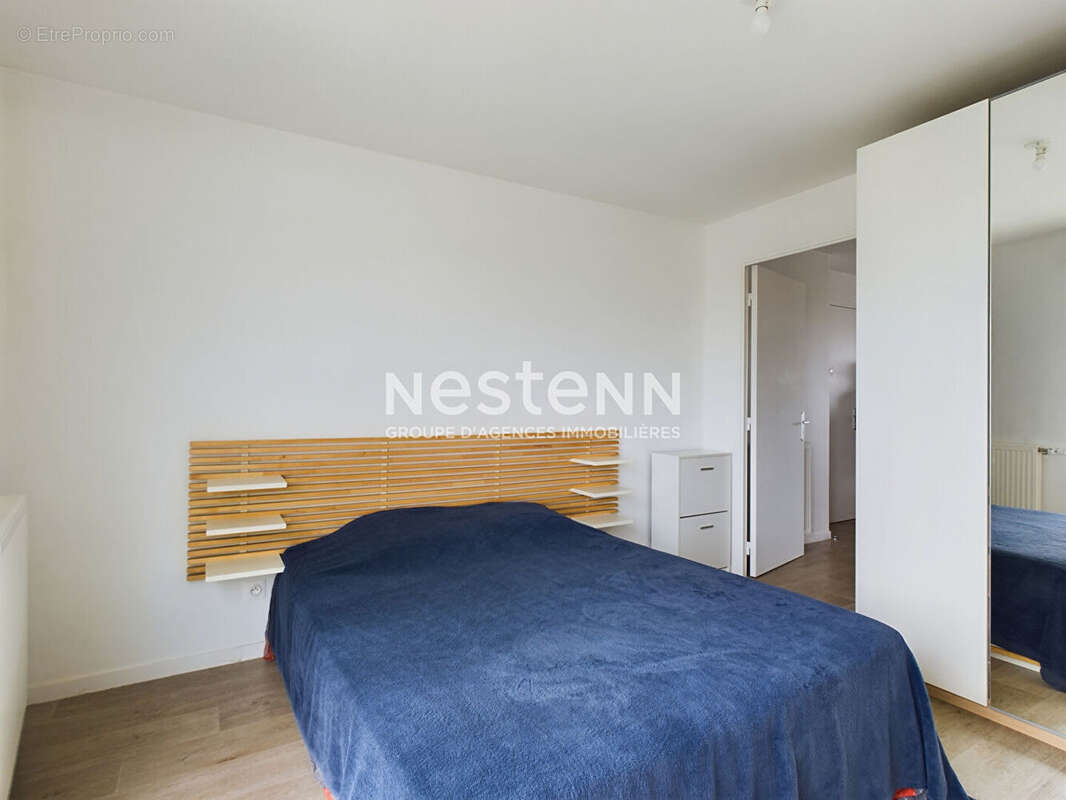 Appartement à VILLENEUVE-LA-GARENNE